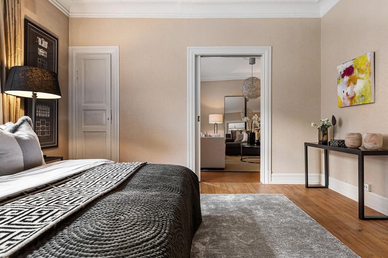 Recámara principal amplia con baño